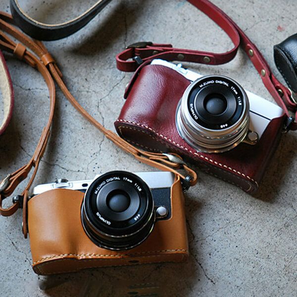 ロベルのOLYMPUS PEN E-P5ホルダー＆ストラップ カメラホルダー ROBERU