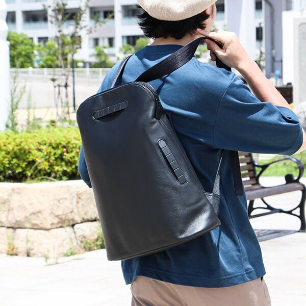 トモエ レザーバックパック レザーバックパック SLIM BP TOMOE